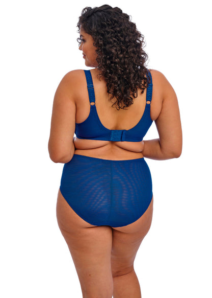 Cate Allure in Lapis