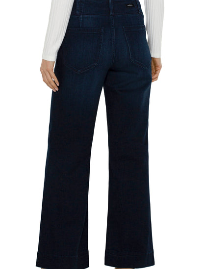 Patch Pocket Wide Leg Jeans