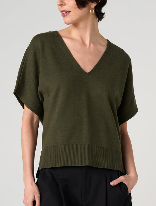 Short Sleeve V-Neck Dolman Popover Sweater with Step Hem